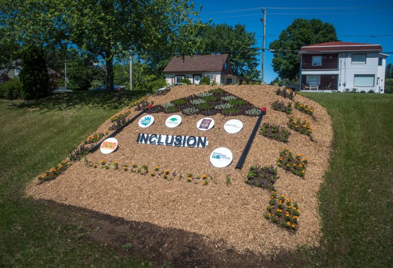 Photo: Francois Gervais
25/06/18. TR, Mosaiques florales de Trois-Rivieres
Des Erables / de Grandmont